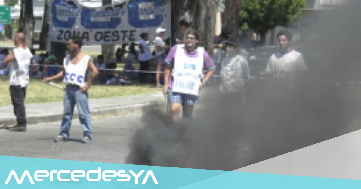 LOS PIQUETEROS SE DESCONCENTRARON Y YA ESTARIAN ORGANIZANDO MAS