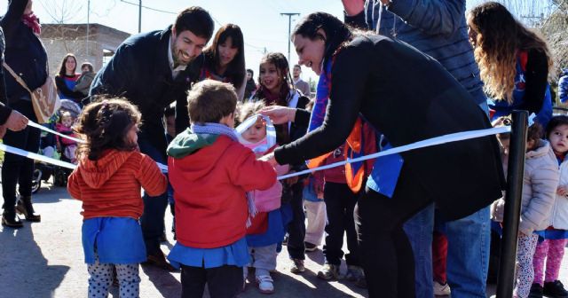 Quedó inaugurada la pavimentación del acceso al Jardín Maternal Municipal N°2