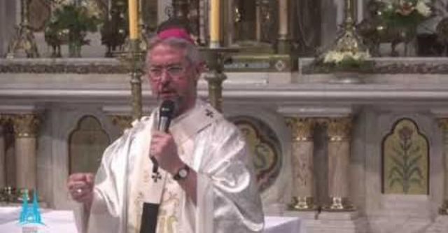 Misa de Pascua en la Catedral de Mercedes presidida por Monseñor Scheinig
