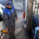 Otro golpe al bolsillo: YPF aumentó 12,5% los precios de sus combustibles