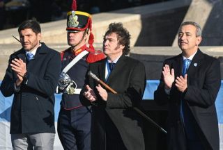 El Presidente convoca a los argentinos a escribir un nuevo capítulo de la historia en el Día de la Bandera