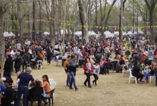 Múltiples opciones para llegar a la Fiesta Nacional del Salame Quintero en Mercedes