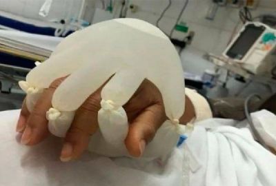 “La mano de Dios”, el invento para romper con la soledad que causa el coronavirus