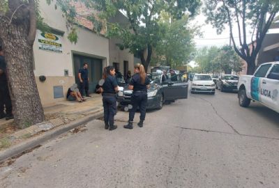 Atraparon a “roba ruedas” tras detectarlo al ingreso a Mercedes