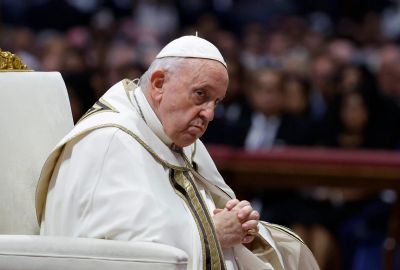 El Papa Francisco fue internado. Será operado de urgencia
