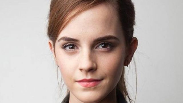La carta de Emma Watson a una mujer que murió por un aborto y su especial pedido a la Argentina