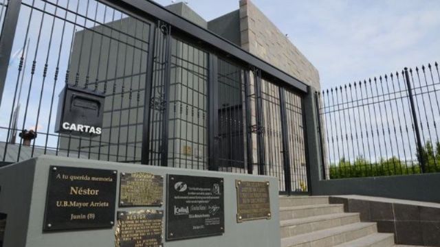 Un testigo denunció que sacaron bolsos con dinero del mausoleo de Néstor Kirchner