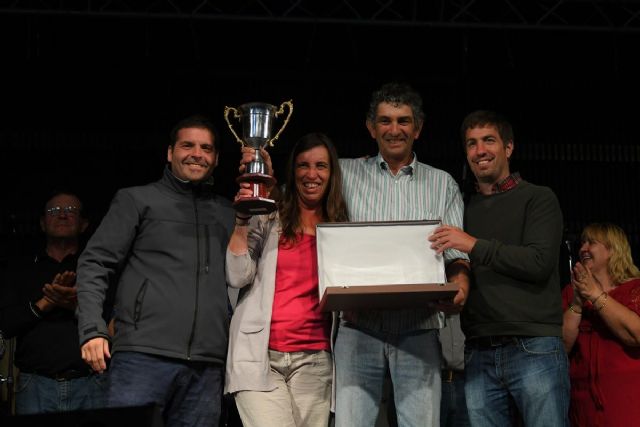 José Lándola se llevó el premio al mejor productor del año en la Fiesta del Durazno