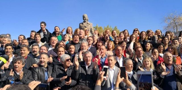 El Intendente Ustarroz presente en los actos por los 100 años de Eva Duarte