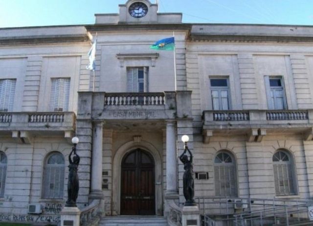 Municipales de Luján acataron la conciliación obligatoria y levantaron las medidas de fuerza