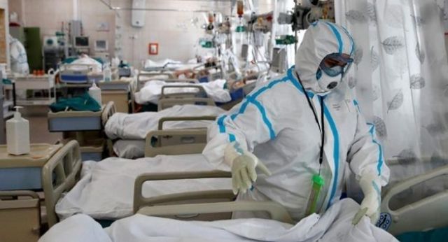 Médicos intensivistas: “Sentimos que estamos perdiendo la batalla”