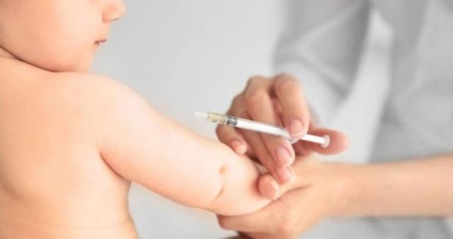 Alertan por la falta de vacunación de niños pequeños durante la pandemia