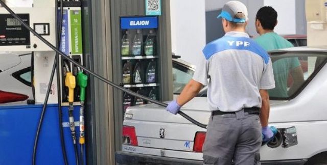 YPF subió sus combustibles un 3,5%