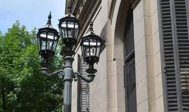 Municipio renueva farolas e iluminación en Basílica Catedral