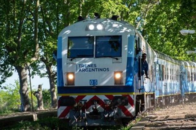 El tren a Mar del Plata suma un servicio adicional durante los fines de semana