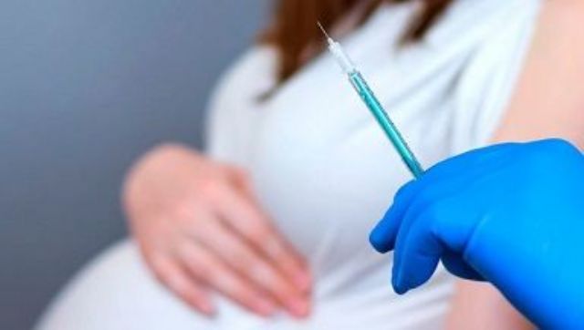 Embarazadas con enfermedades preexistentes pueden vacunarse contra el coronavirus