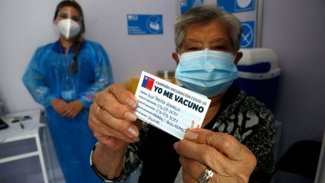 En Chile planean poner una tercera dosis de la vacuna contra el COVID-19