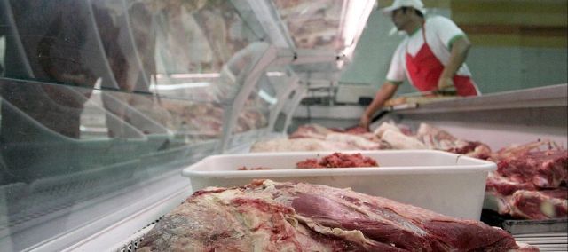 Cepo a la carne: la Argentina ya perdió el equivalente de 12 millones de dosis de la vacuna Sputnik V