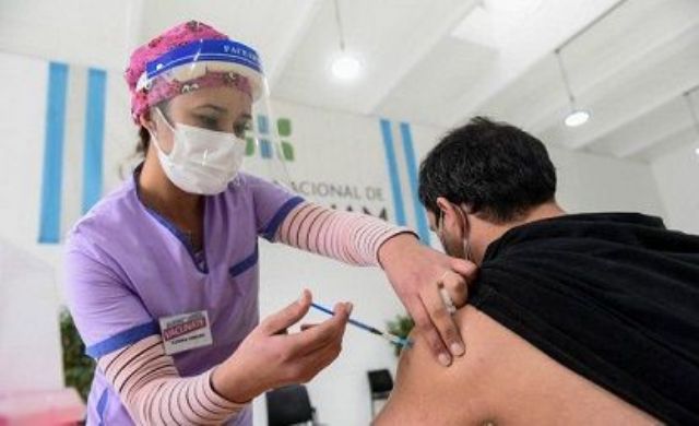 La provincia envió casi 470 mil nuevos turnos para vacunarse con primeras y segundas dosis