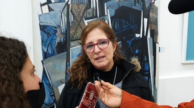 Gabriela Lewkowicz es la ganadora del Primer Premio Salón Provincial de Pintura “Ciudad de Mercedes”