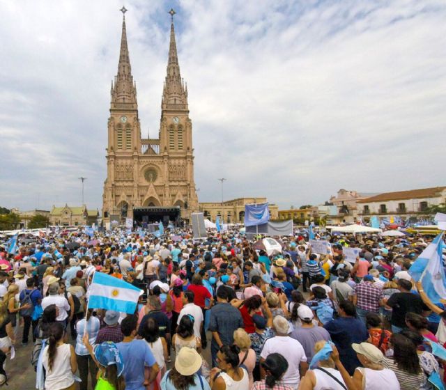 Convocan a una Misa por la Paz y la Fraternidad de los Argentinos en la Basílica de Luján