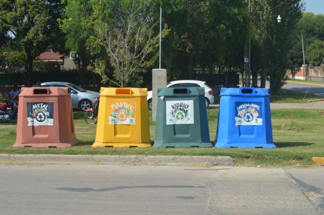 El municipio colocó nuevas y más campanas de separación de residuos en los barrios