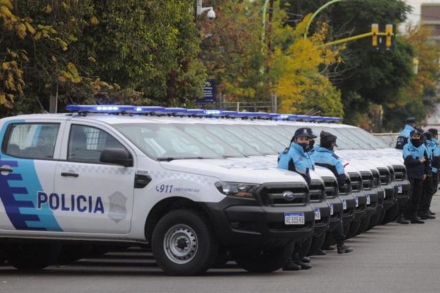 La policía bonaerense convoca a nuevos conductores para móviles ¿cuáles son los requisitos?