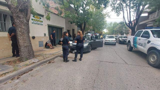 Atraparon a “roba ruedas” tras detectarlo al ingreso a Mercedes