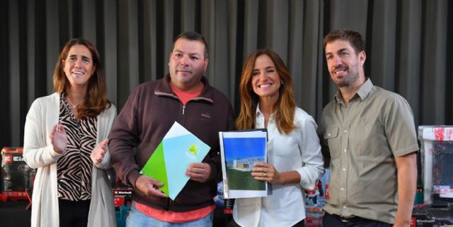 Victoria Tolosa Paz entregó herramientas para emprendedores en Mercedes