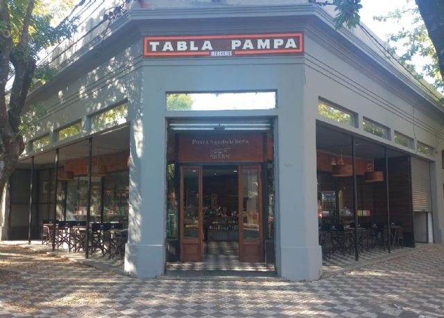 Abrió sus puertas Tabla Pampa en una esquina tradicional de Mercedes