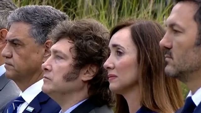 Emotivo homenaje a los héroes de Malvinas: la vicepresidente rememora a su padre junto al presidente Milei