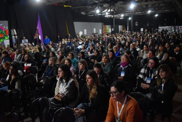 Casi 2300 inscriptos y un reclamo por los recursos: qué se debate en el congreso educativo de Mercedes