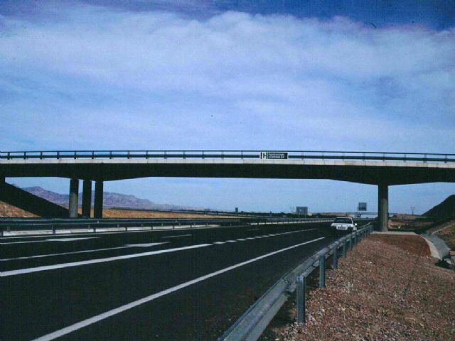 Exigen la finalización de la autopista Luján Mercedes