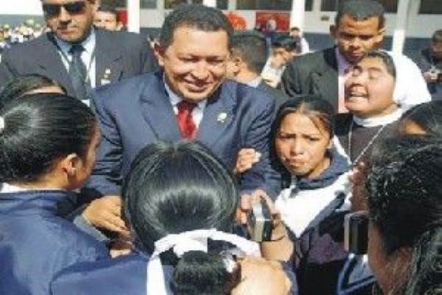 CHAVEZ RECHAZA LA SUPERVISION DE SUS PARES  DE AMERICA