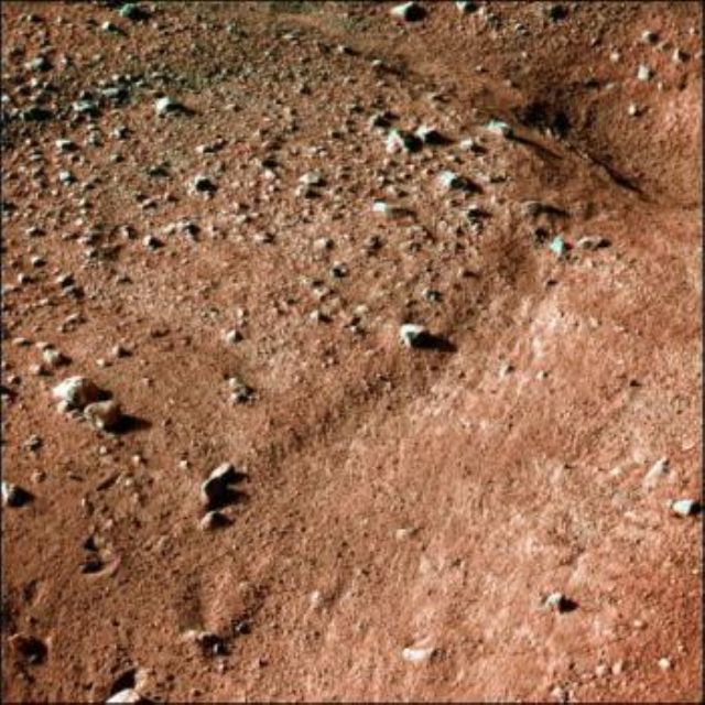 Sonda estadounidense Phoenix envía sus primeras fotos del ártico marciano