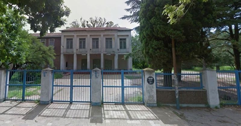 Detuvieron a un profesor del Colegio Industrial acusado de abuso
