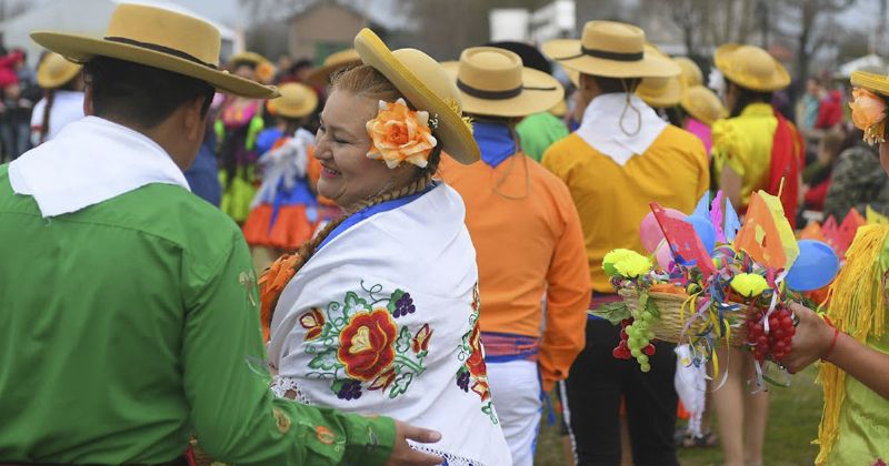 Se celebró el “Día de la Pachamama”, con ofrendas, comidas típicas y danzas