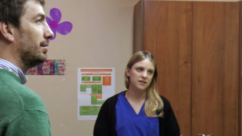 Ustarroz entregó equipamiento médico y presentó nueva profesional en CAPS Facundo Quiroga
