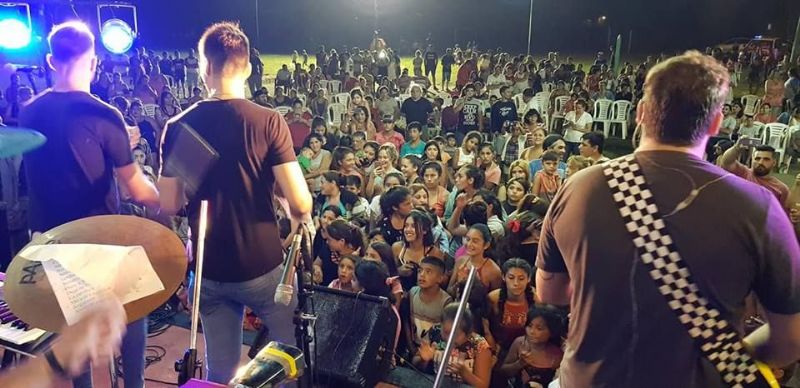 Multitudinarias noches de “Música en las Plazas” durante todo el fin de semana