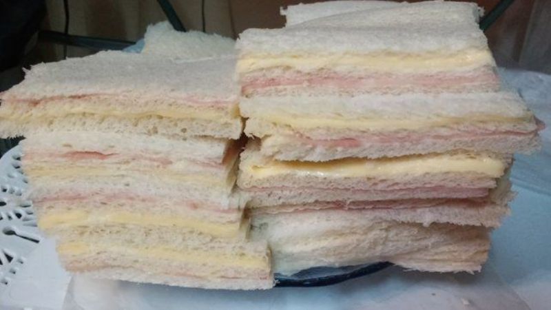 La ANMAT prohibió la venta de una marca de sándwiches de miga