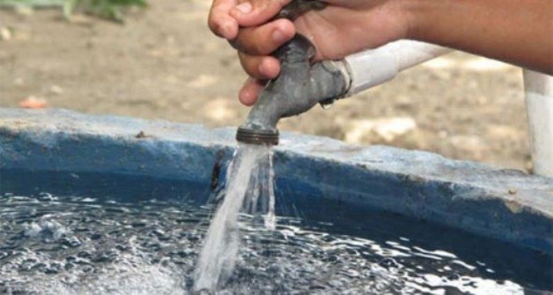 Proponen construír red de agua corriente en Agote y Gowland