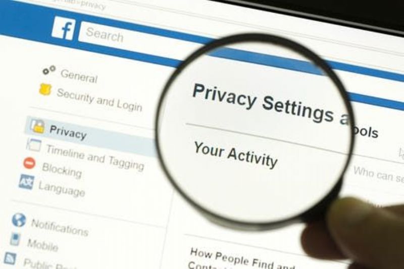 Facebook: Encuentran millones de datos desprotegidos