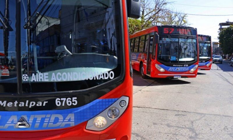 El paro de colectivos del sector opositor de la UTA no estaría afectando al 57