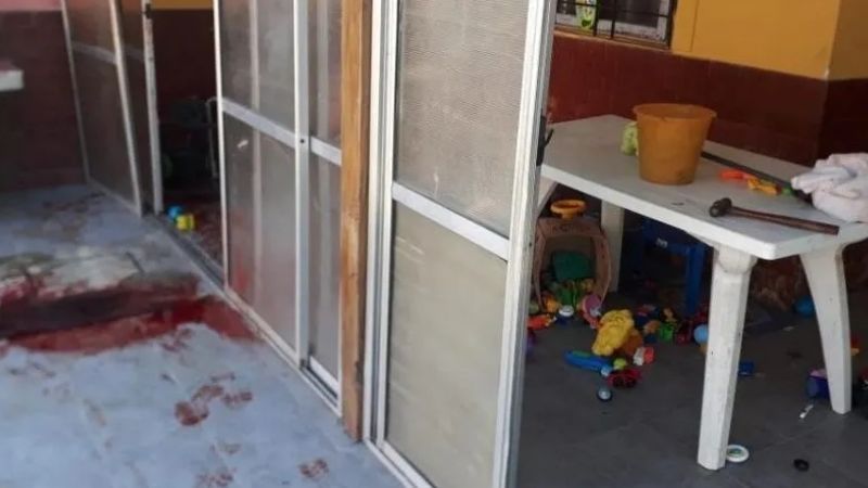 Un abuelo mató a su hija drogadicta a martillazos para defender a su nieta