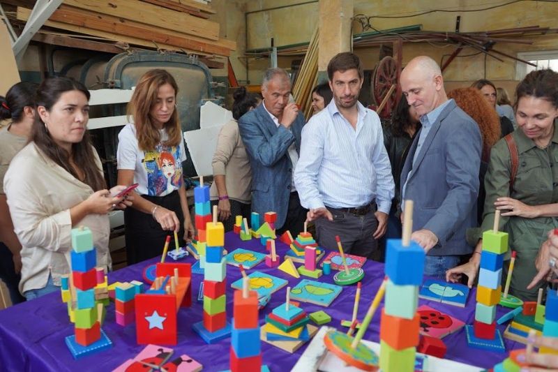 Unicef junto a importantes instituciones y visitantes recorrieron con Ustarroz el programa Primeros Mil Días