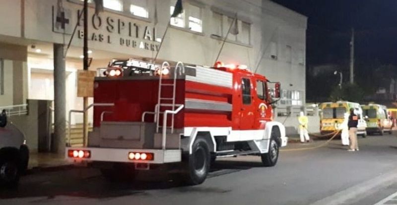 Protección Civil y Bomberos desinfectaron alrededores del Hospital Dubarry