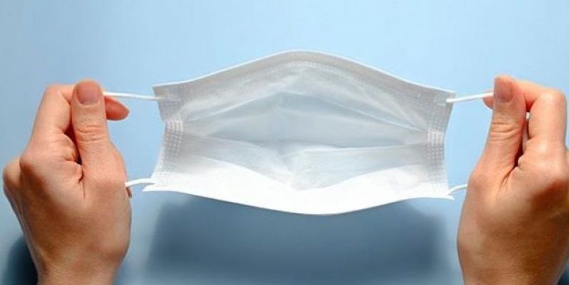El Gobierno fijó precios máximos para los barbijos y el alcohol en gel