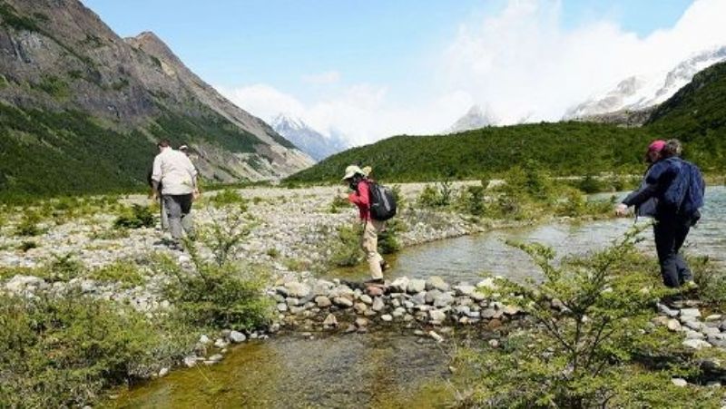 Otorgarán a los trabajadores de turismo dos pagos mensuales de $10.000