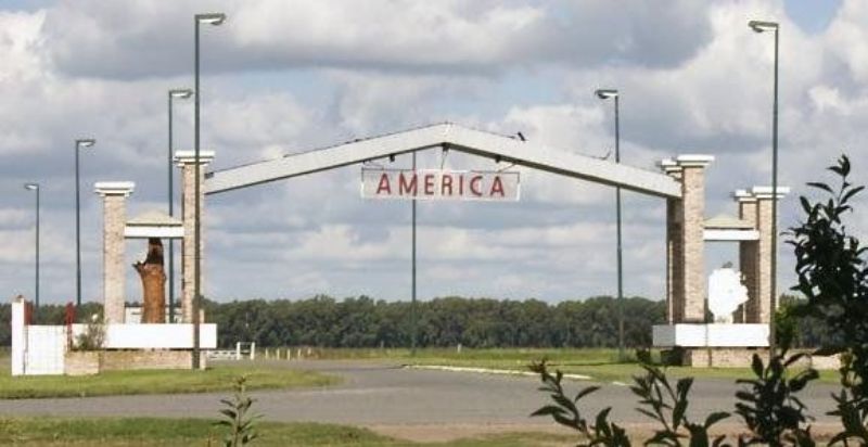 Fiesta Anti Covid: América, un pueblo que no tenía casos, tiene ahora 150 aislados