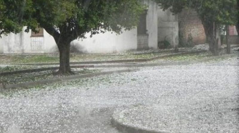 Alerta por tormentas fuertes y posible caída de granizo